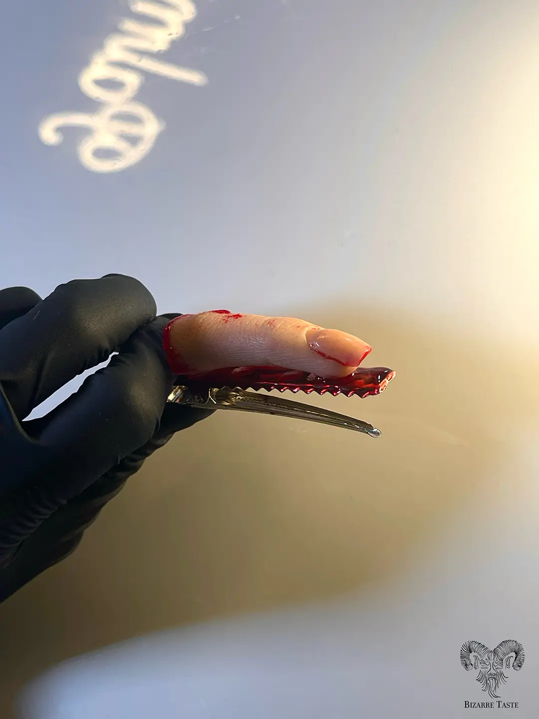 Finger Hairclip